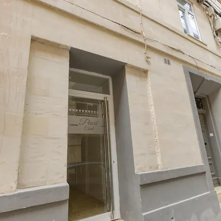 A Beautiful Just Off The Promenade By 360 Estates Sliema